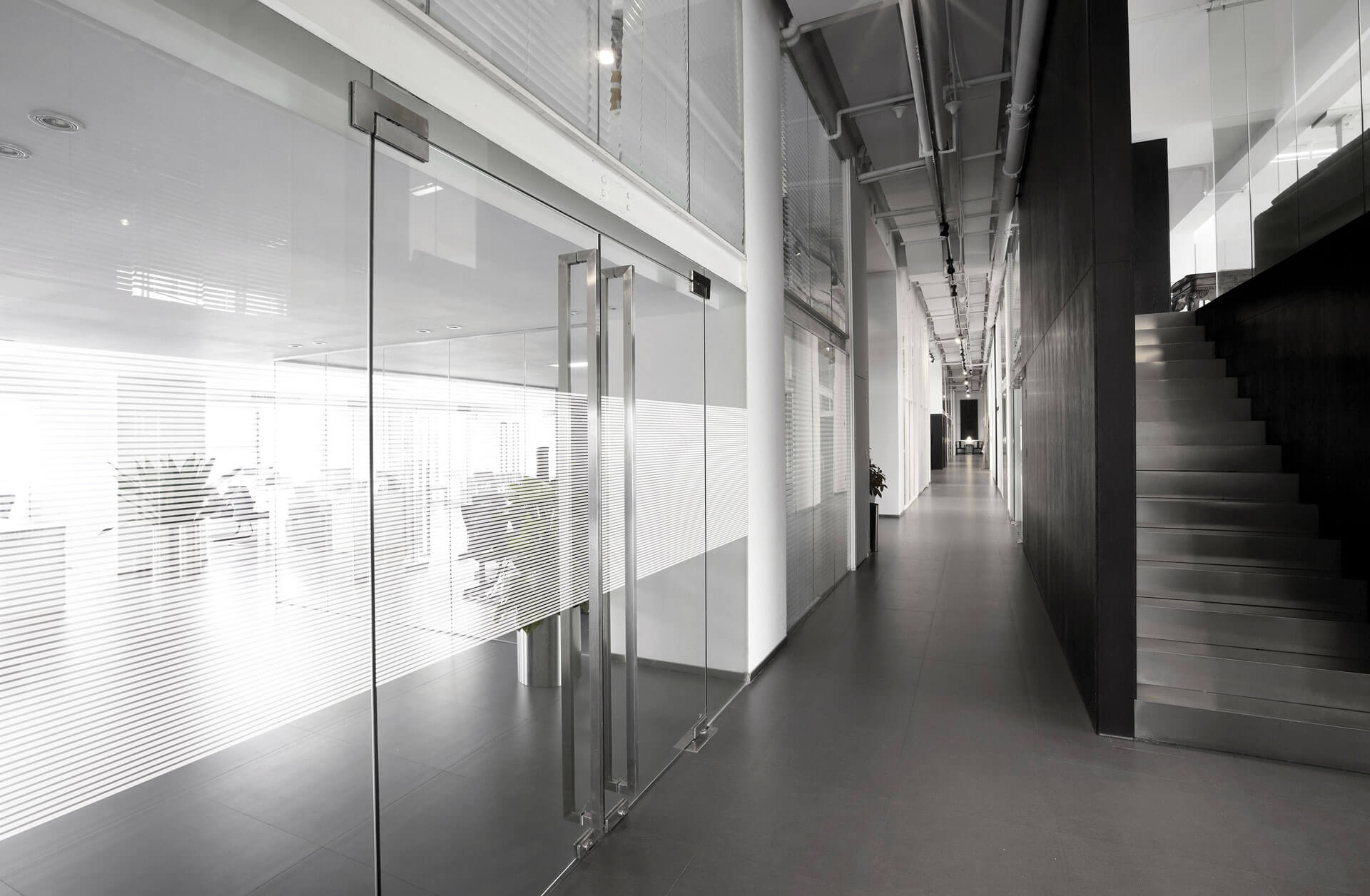 GF One 10 Dekorfolie / Sichtschutzfolie 1 GF One 10 Dekorfolie / Sichtschutzfolie