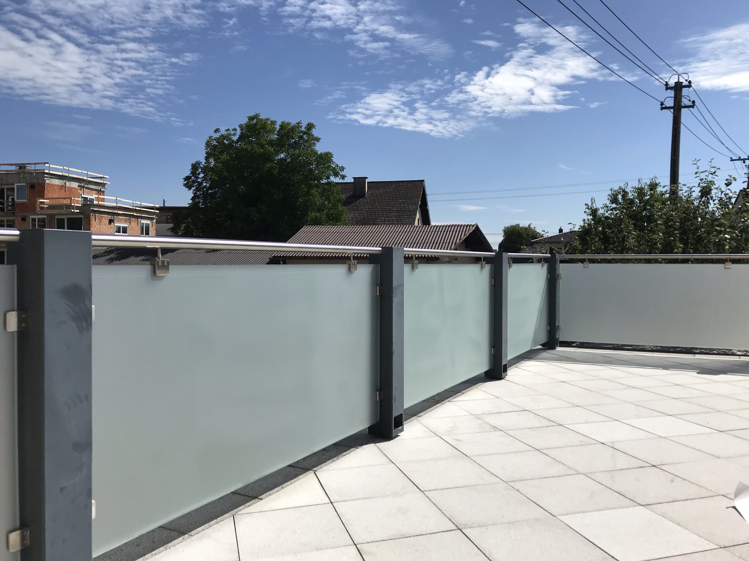 GF Milchglas- & Sichtschutzfolie – Für innen und außen 3 GF Milchglas- & Sichtschutzfolie