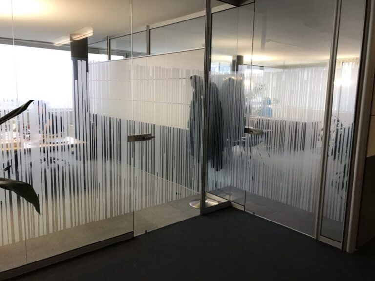 Sichtschutzfolie Buero Linz 6
