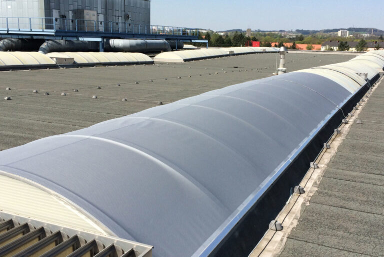 Sonnenschutz Hallendach BMW 1