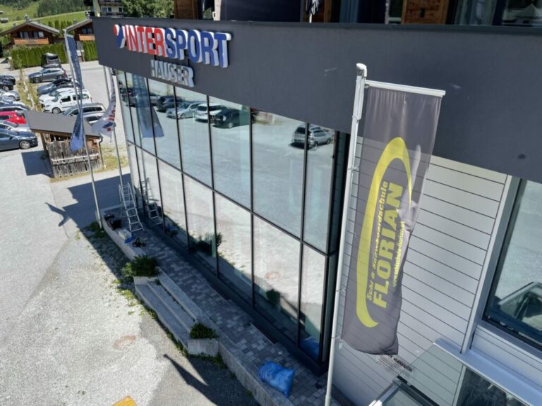 Sonnenschutzfolie Firma Intersport Hauser 4