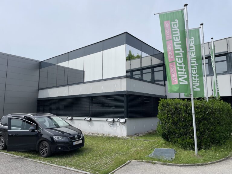 Sonnenschutzfolie Firma Steyr Mitterhuemer Gebaeudetechnik GmbH 1
