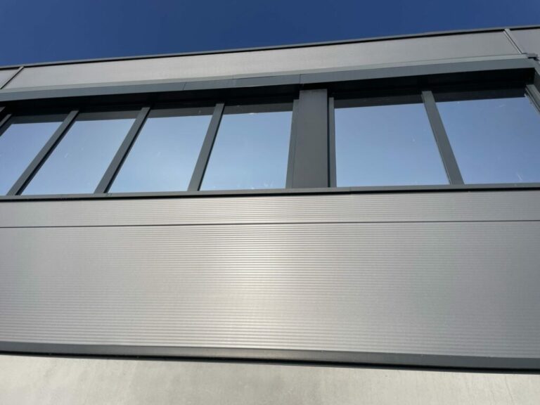 Sonnenschutzfolie mit Beschriftung Firma ontime 4