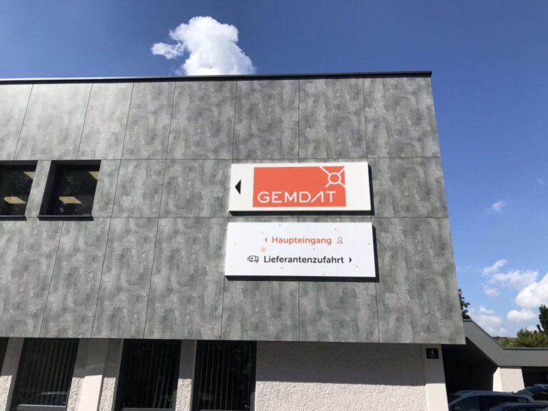 Wandgestaltung : Wandtattoo : Fassadenbeschilderung 2