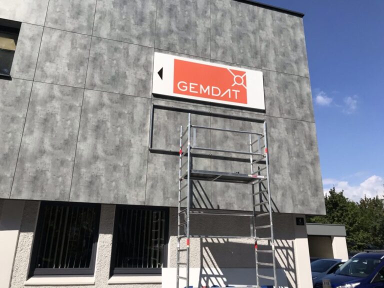 Wandgestaltung : Wandtattoo : Fassadenbeschilderung 3