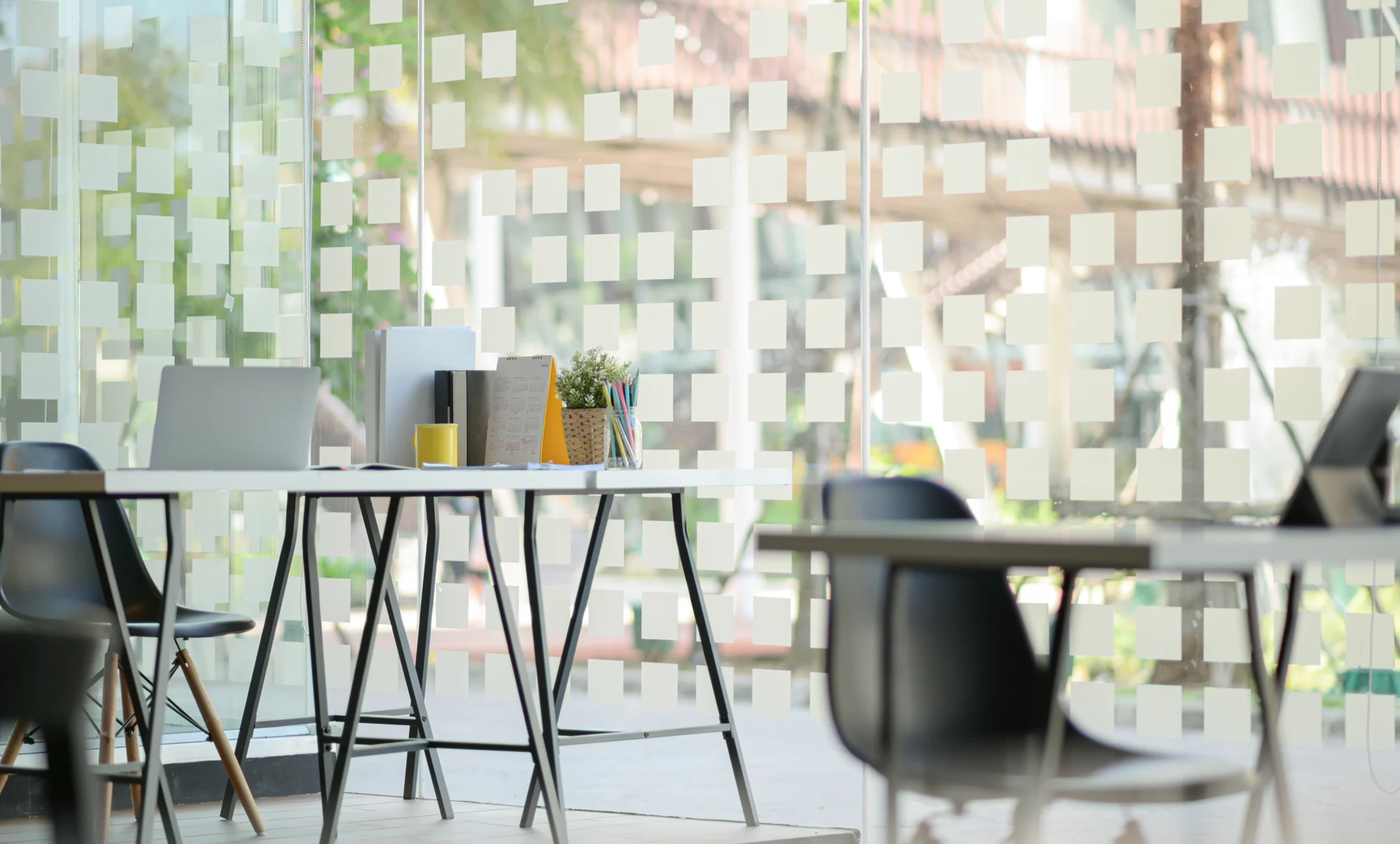 slide sichtschutz buero 2 scaled